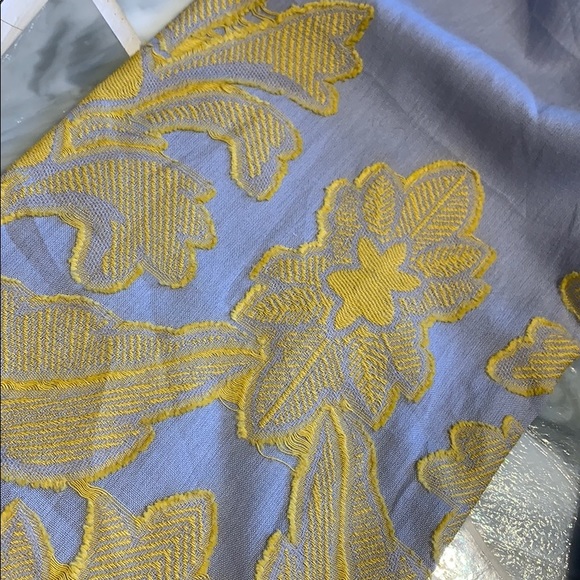 LOFT Ann Taylor Blouse with Embroidery - Picture 4 of 6